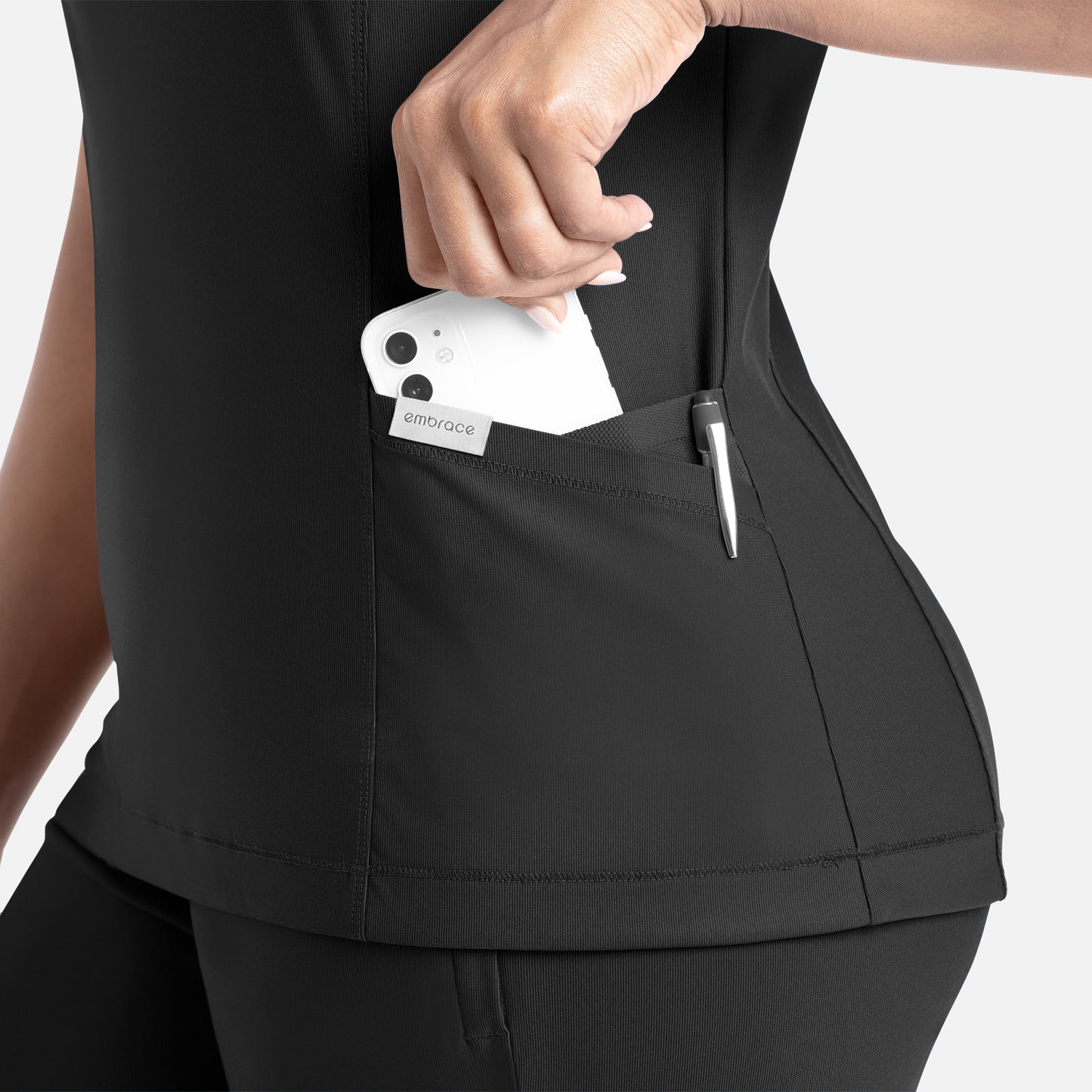 EQUIPO DE DAMA EMBRACE NEGRO