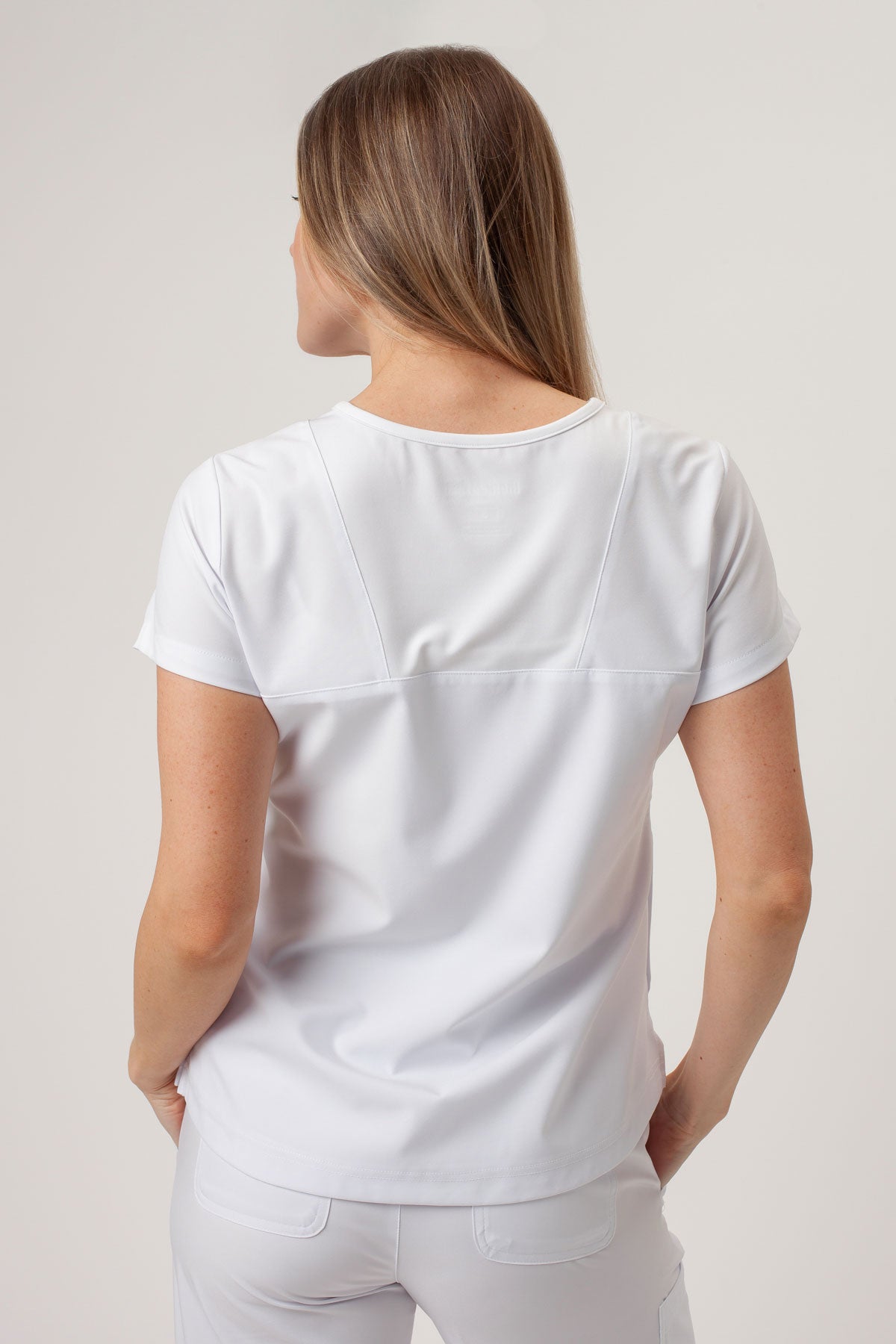 EQUIPO DE DAMA MOMENTUM ROUNDWIDE BLANCO
