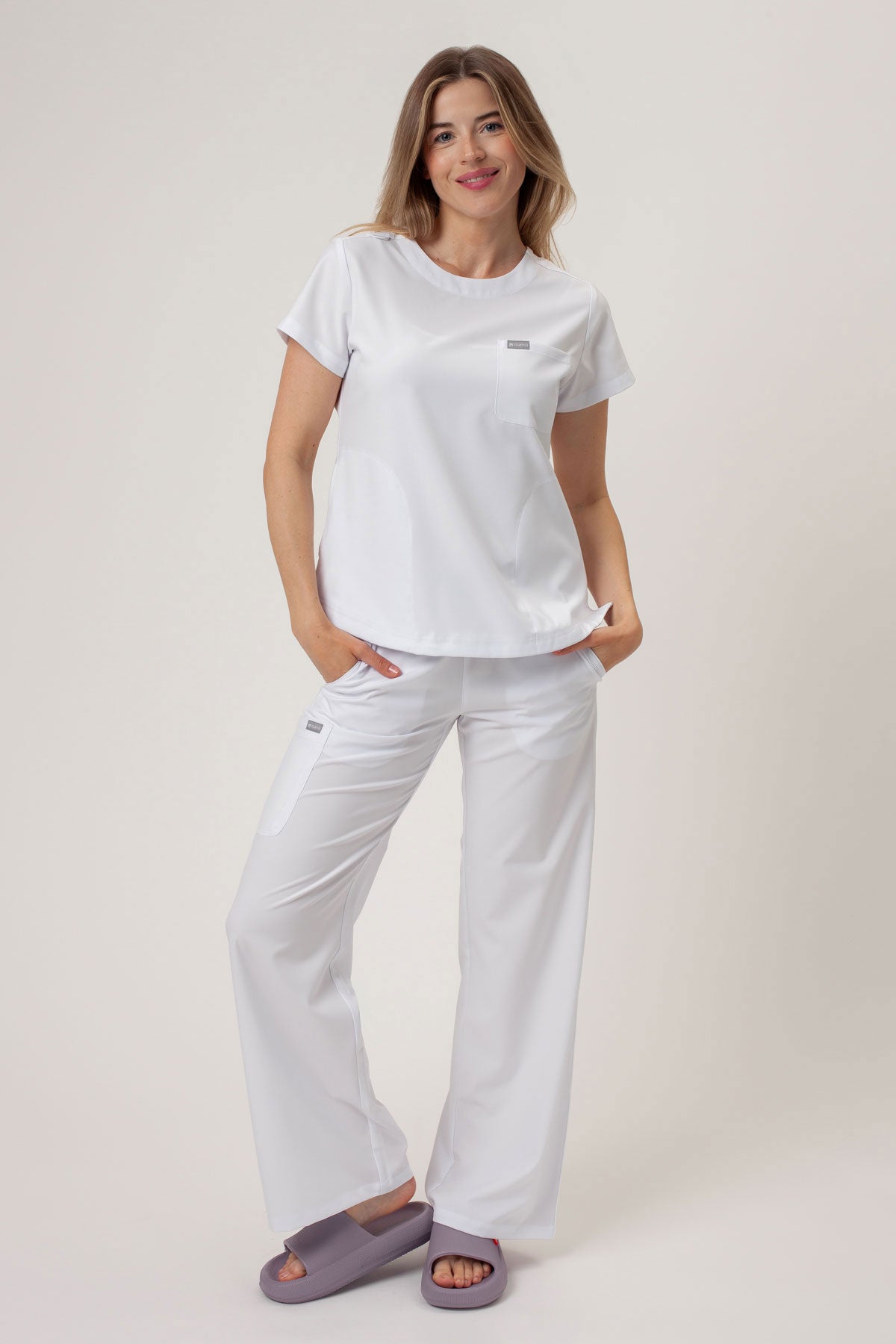 EQUIPO DE DAMA MOMENTUM ROUNDWIDE BLANCO